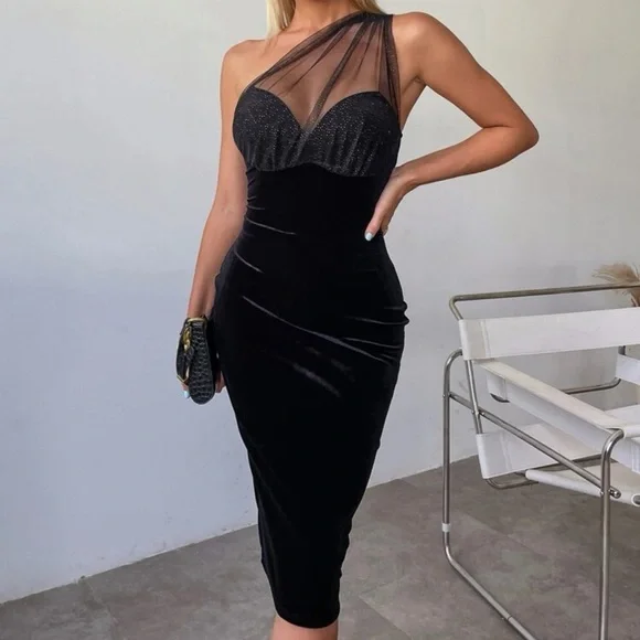 shein bodycon midi dress SHEIN Priv Plus Size Women V-Neck Sleeveless Bodycon Midi Dress - Elegant, Sexy Fit For Wedding, Date, Party, Cocktail, Apricot
